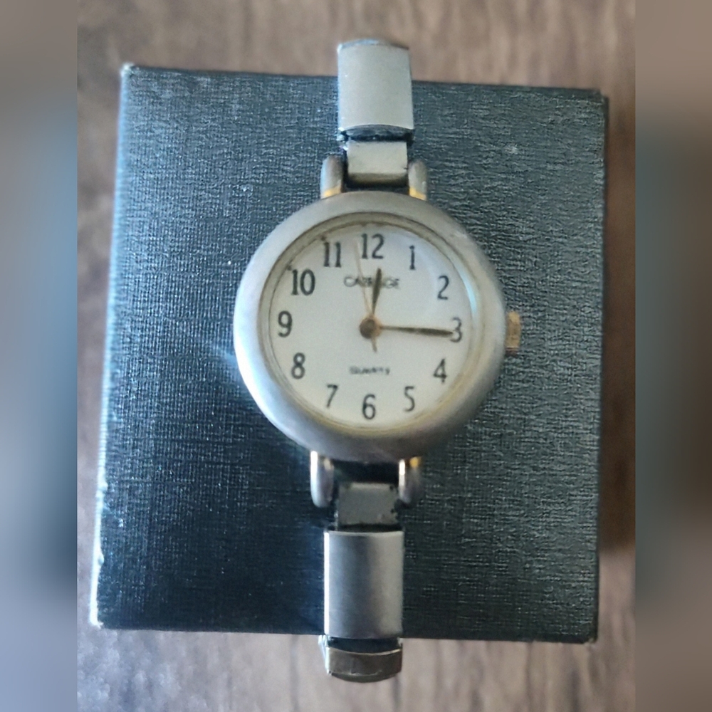 Vintage Carriage By Timex Silver Round Face Watch
